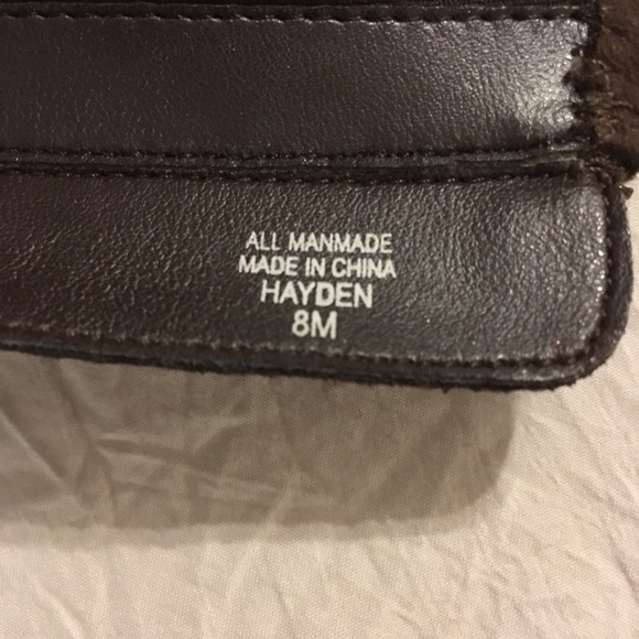 Women’s size 8 boots - Picture 4 of 5